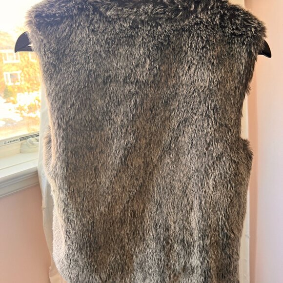 Talula Fur Vest - Picture 5 of 5